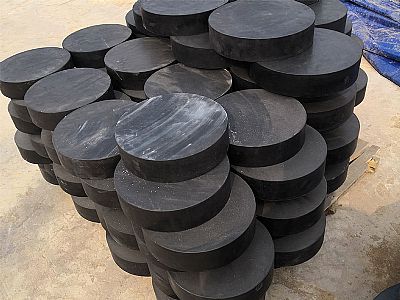 宜兴市板式橡胶支座由若干层橡胶片与薄钢板经加压硫化